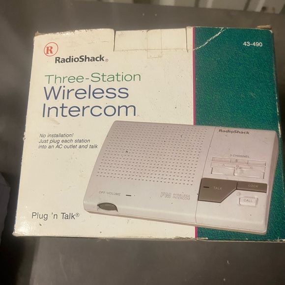 RadioShack Wireless Intercom System - Picture 1 of 4